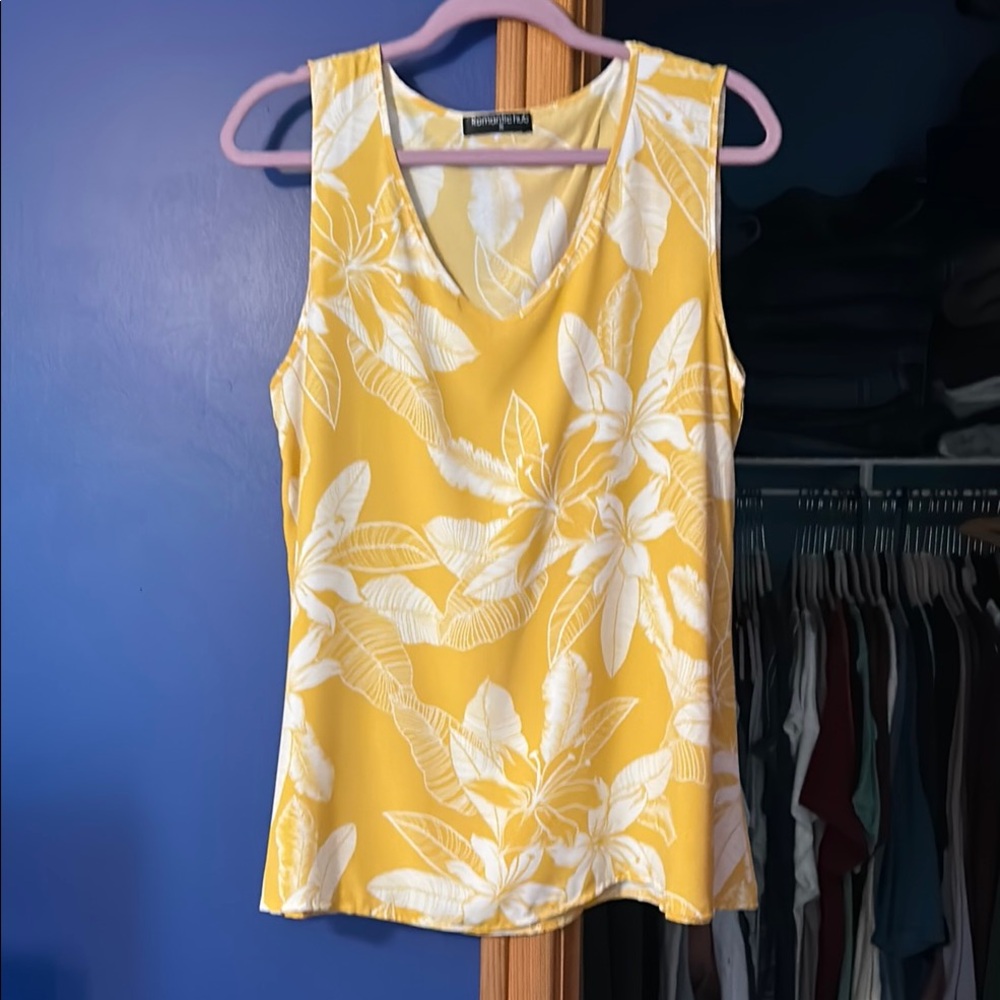 Yellow Floral Sleeveless Top A line fit xl